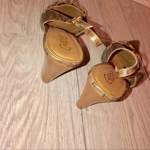 Carlos Santana sling back heel - Picture 4 of 6